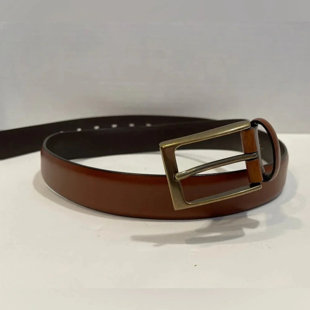 Brown 1 1/4” leather belt with gold buckle size 38